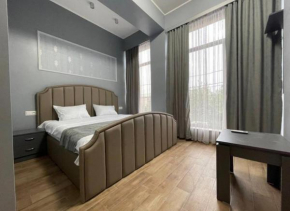 Days Hotel